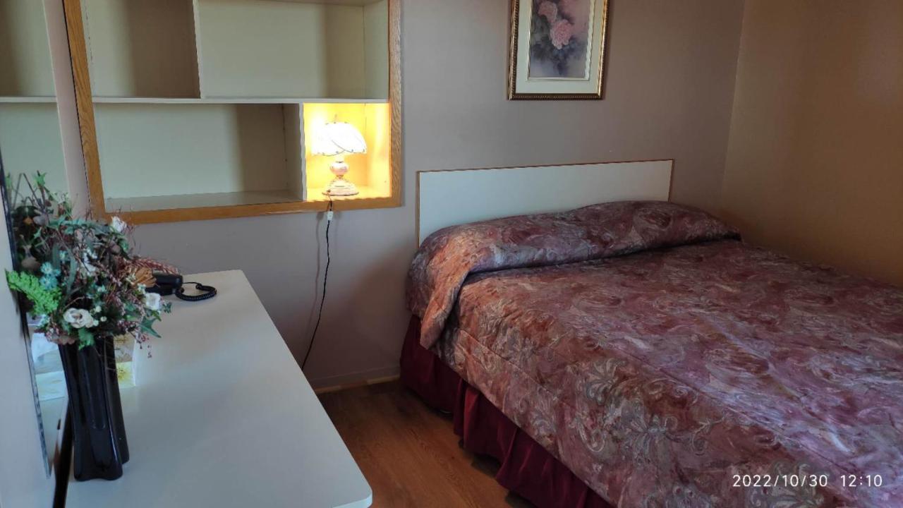 Motel Rayalco Laurier Station Dış mekan fotoğraf